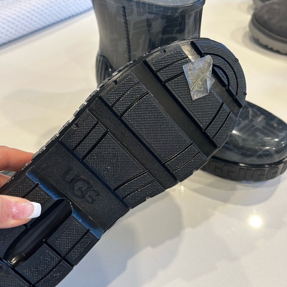 UGGS drizlita graphic monogram size 9 US /40 EU NEW NEW NEW - Picture 7 of 8